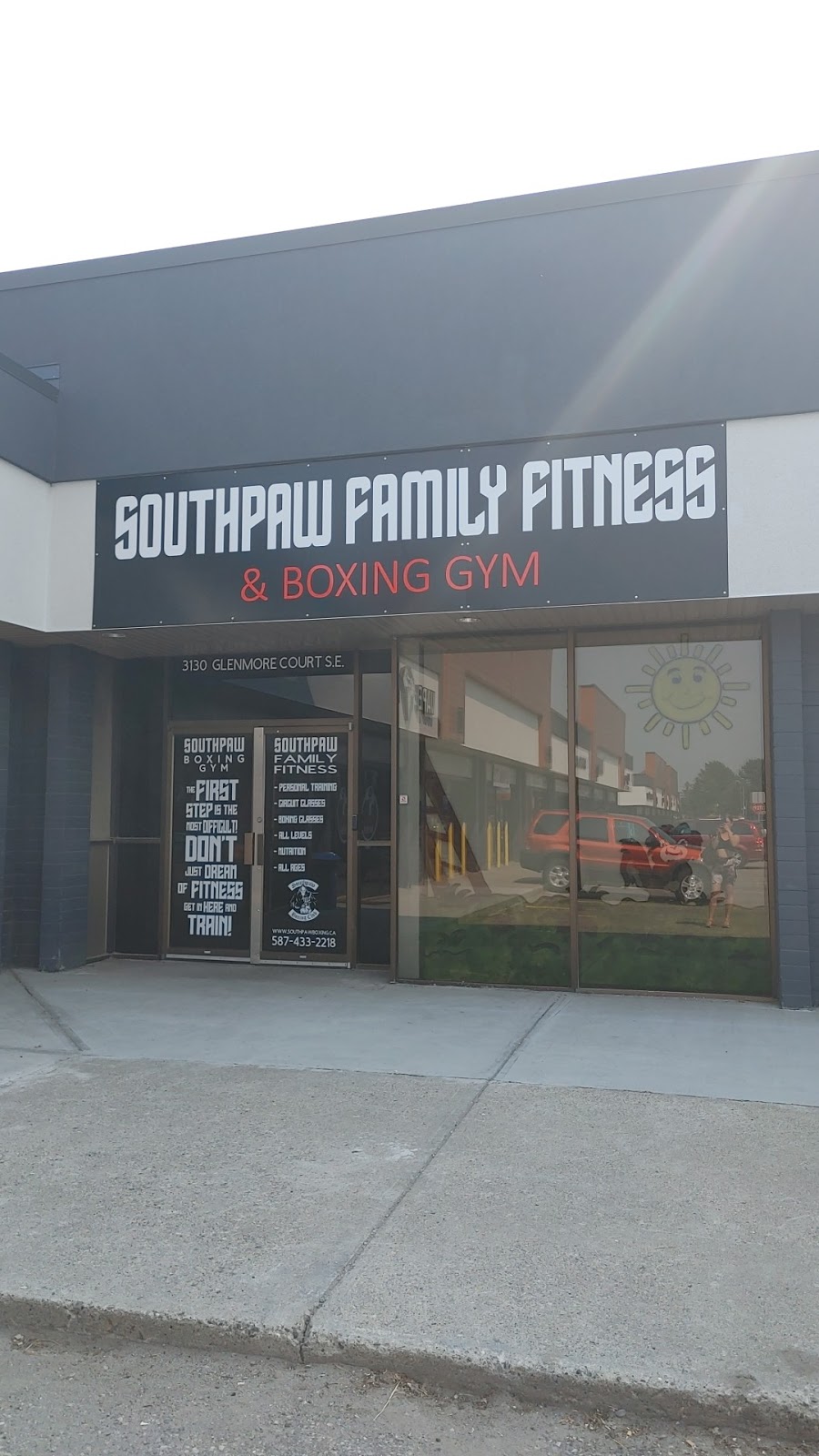 Southpaw Family Fitness & Boxing Gym | 3130 Glenmore Ct SE, Calgary, AB T2C 2E6, Canada | Phone: (587) 602-5811