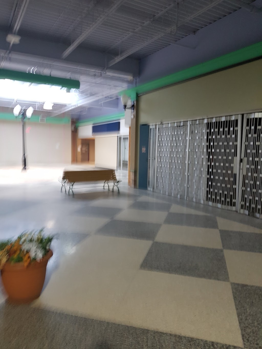 Parry Sound Mall | 70 Joseph St, Parry Sound, ON P2A 2G5, Canada | Phone: (705) 746-9252