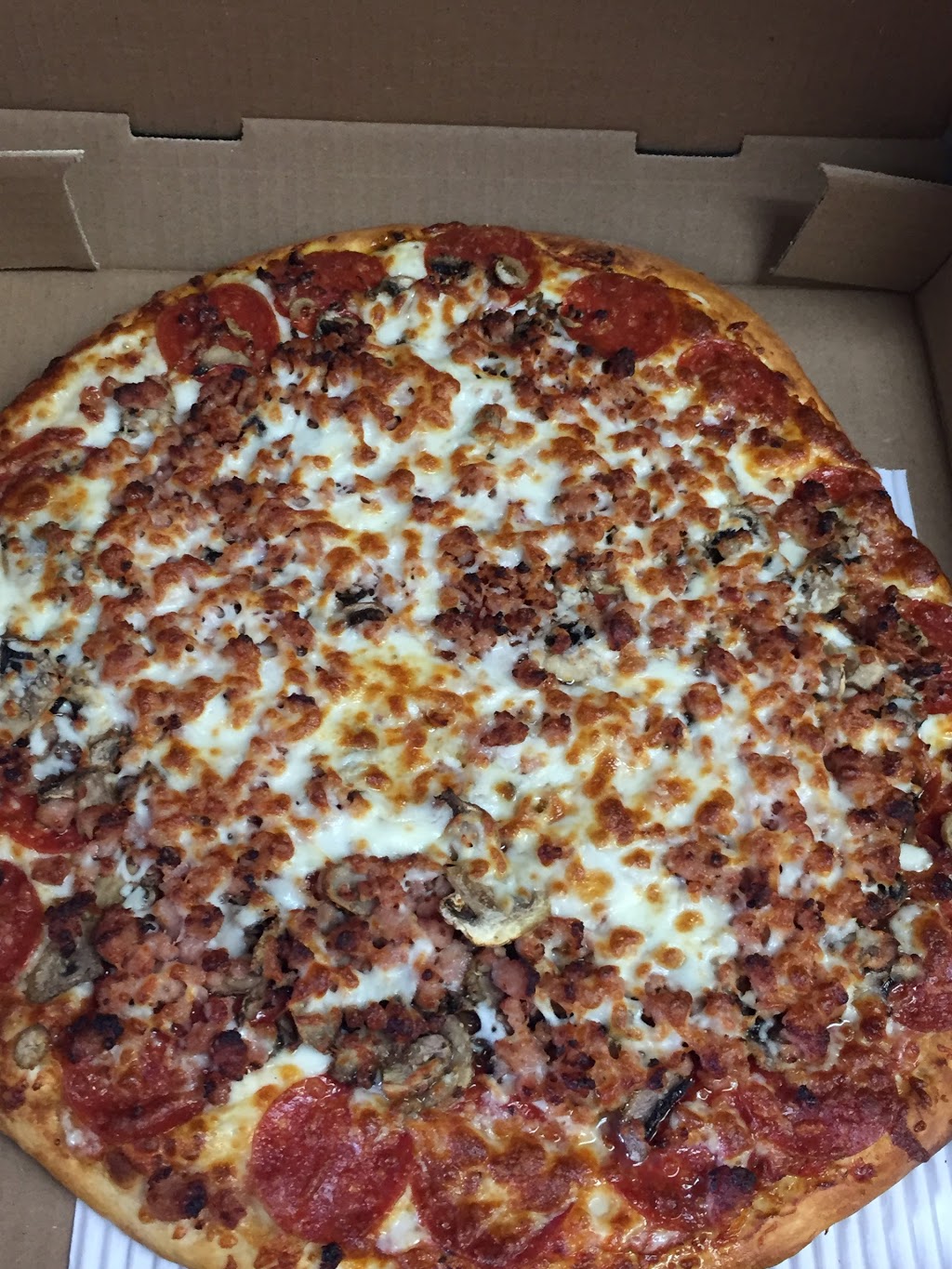 Mikes Pizza & Donair | 100 Oakville Ave, London, ON N5V 2S3, Canada | Phone: (519) 457-6692
