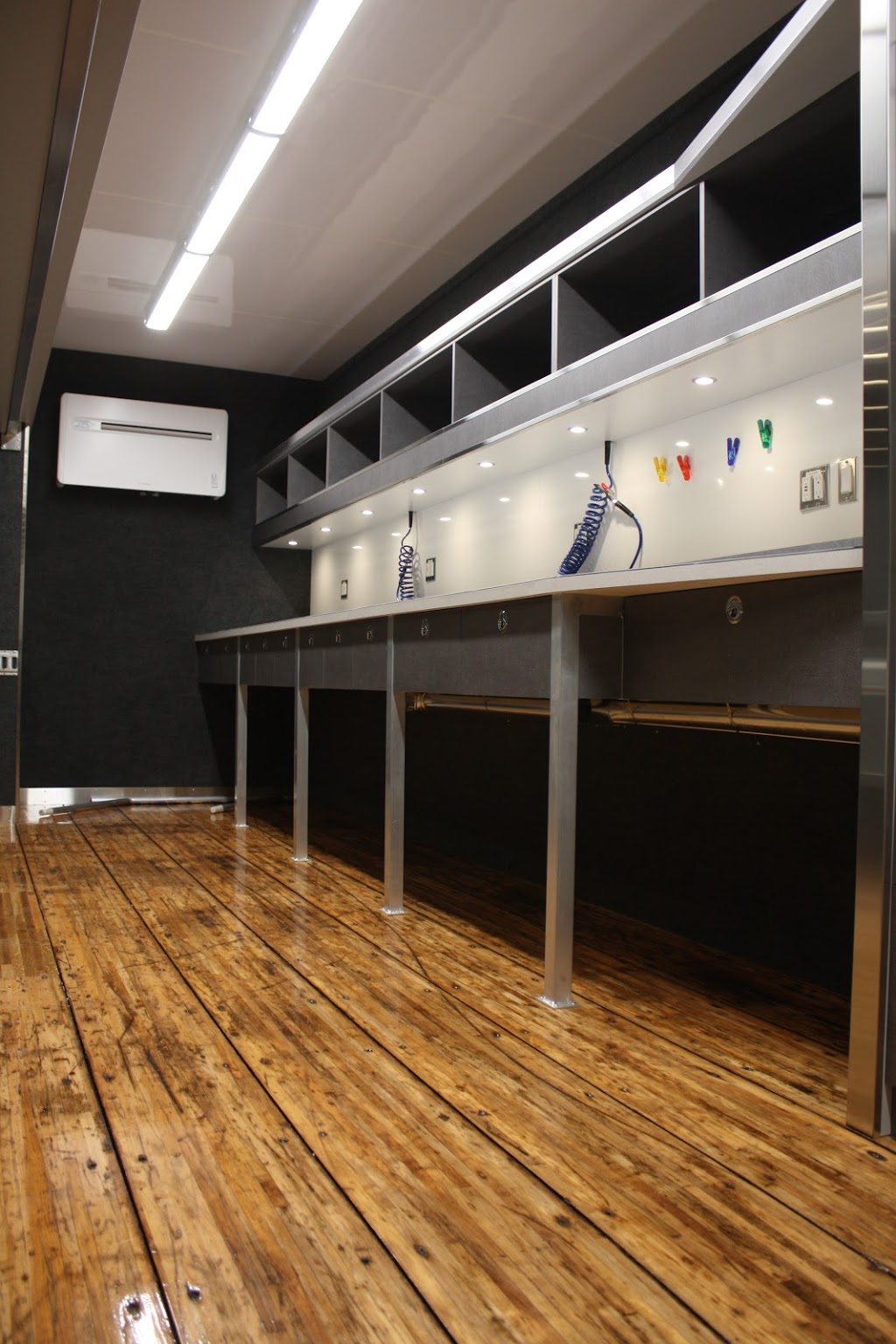 RM Trailer Ltd | 2199 Queen St Unit 140, Abbotsford, BC V2T 6J3, Canada | Phone: (604) 746-4005