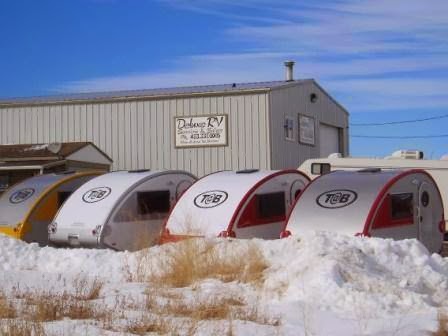 Deluxe RV Service & Sales | 706 9 Ave, Carstairs, AB T0M 0N0, Canada | Phone: (403) 337-0005
