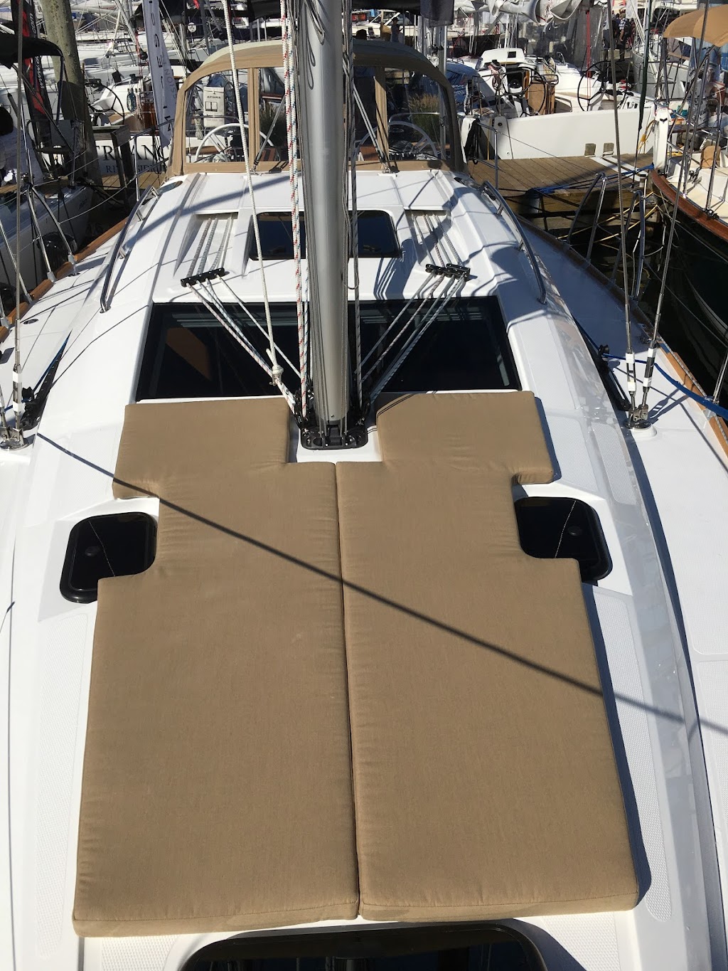 Agence de vente Springline Yacht inc | 982 Rue Principale RR 2, Île-aux-Noix, QC J0J 1G0, Canada | Phone: (514) 705-3695