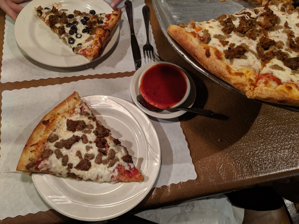 Village Eatery | 429 Davison Rd, Lockport, NY 14094, USA | Phone: (716) 433-0688
