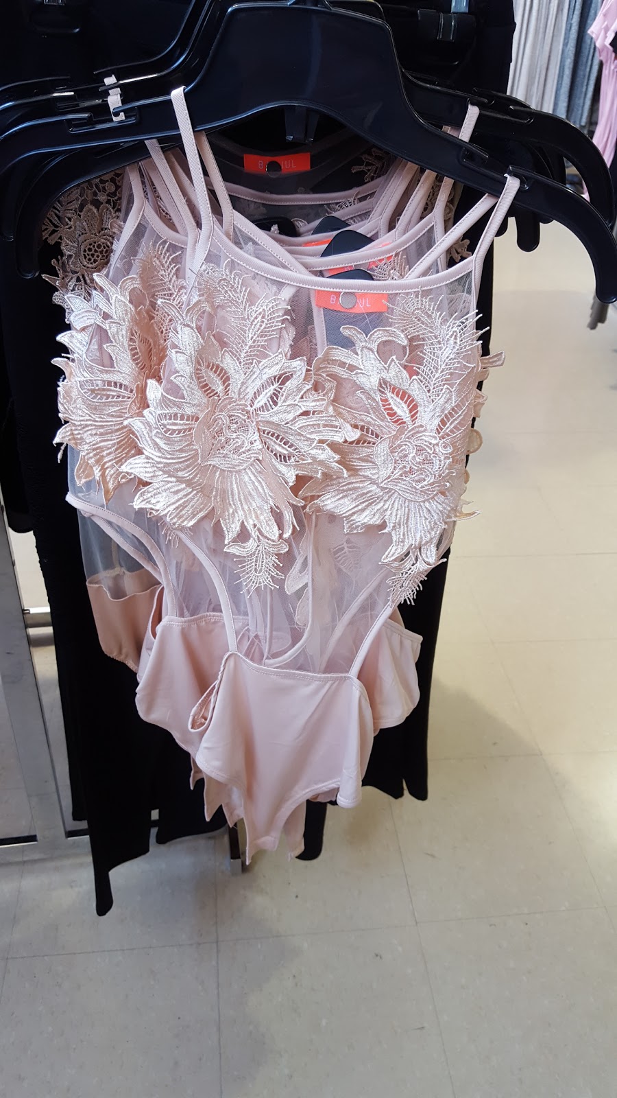 Sirens | 92-96 Orfus Rd Unit #145/170, North York, ON M6A 1L9, Canada | Phone: (416) 783-1846