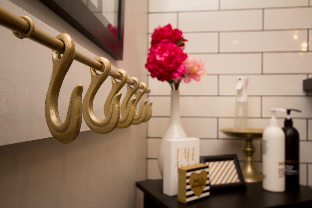 Locks & Lashes by Kym | 150 Sheep River Cove, Okotoks, AB T1S 0M7, Canada | Phone: (403) 969-5212