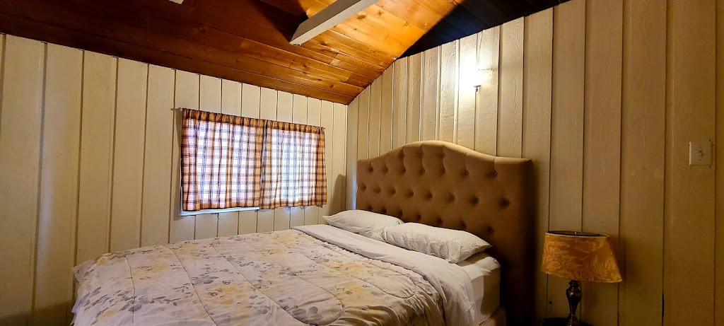 Rundle Chalet | 1100 Harvie Heights Rd, Harvie Heights, AB T1W 2W2, Canada | Phone: (403) 456-7686