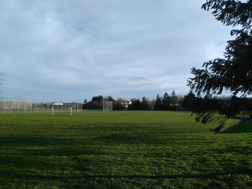 Brant Hills Public School | 2330 Duncaster Dr, Burlington, ON L7P 4C3, Canada | Phone: (905) 336-2330