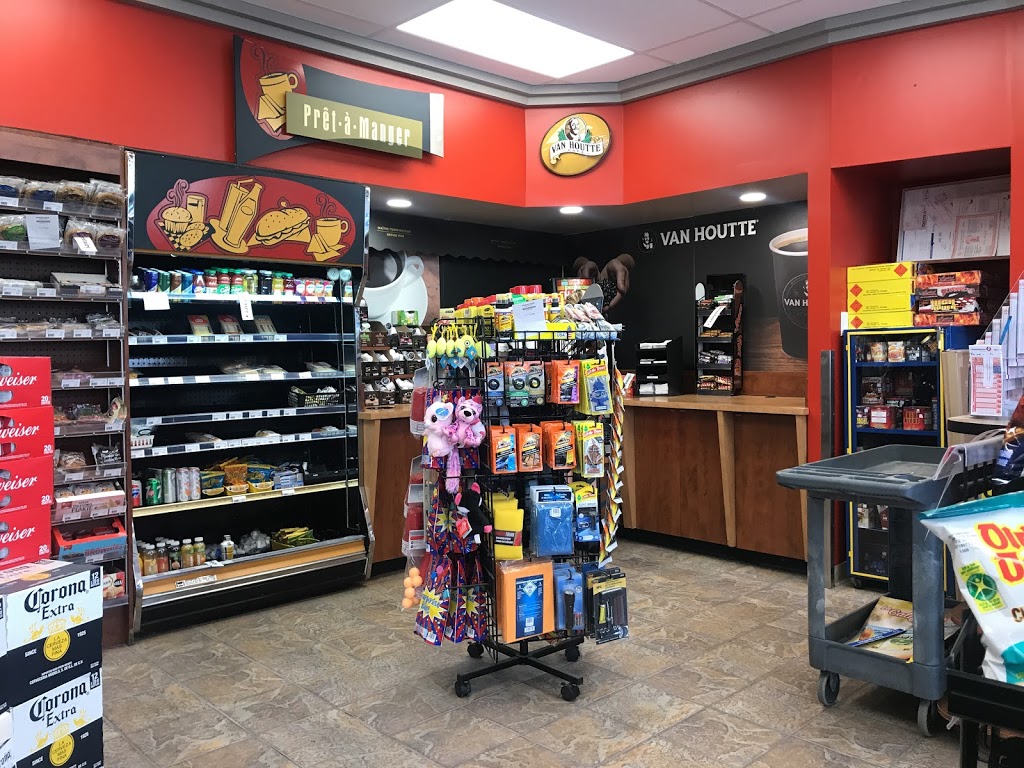 Esso | 1983 Boulevard Bastien, Québec, QC G2B 1C2, Canada | Phone: (418) 842-0838