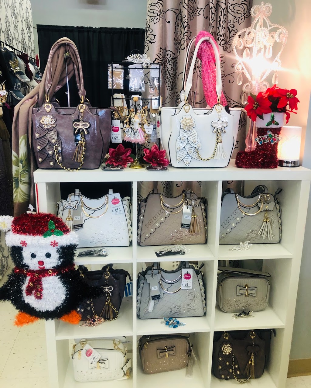 Pieces by Sharon | 5215 51 Ave, Wabamun, AB T0E 2K0, Canada | Phone: (780) 868-1092