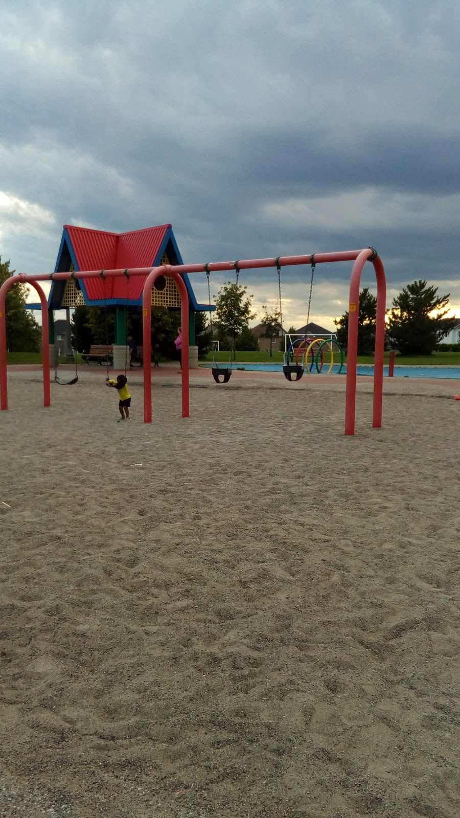Rosswell Park | 141 Rosswell Dr, Courtice, ON L1E 0A4, Canada | Phone: (905) 263-2291