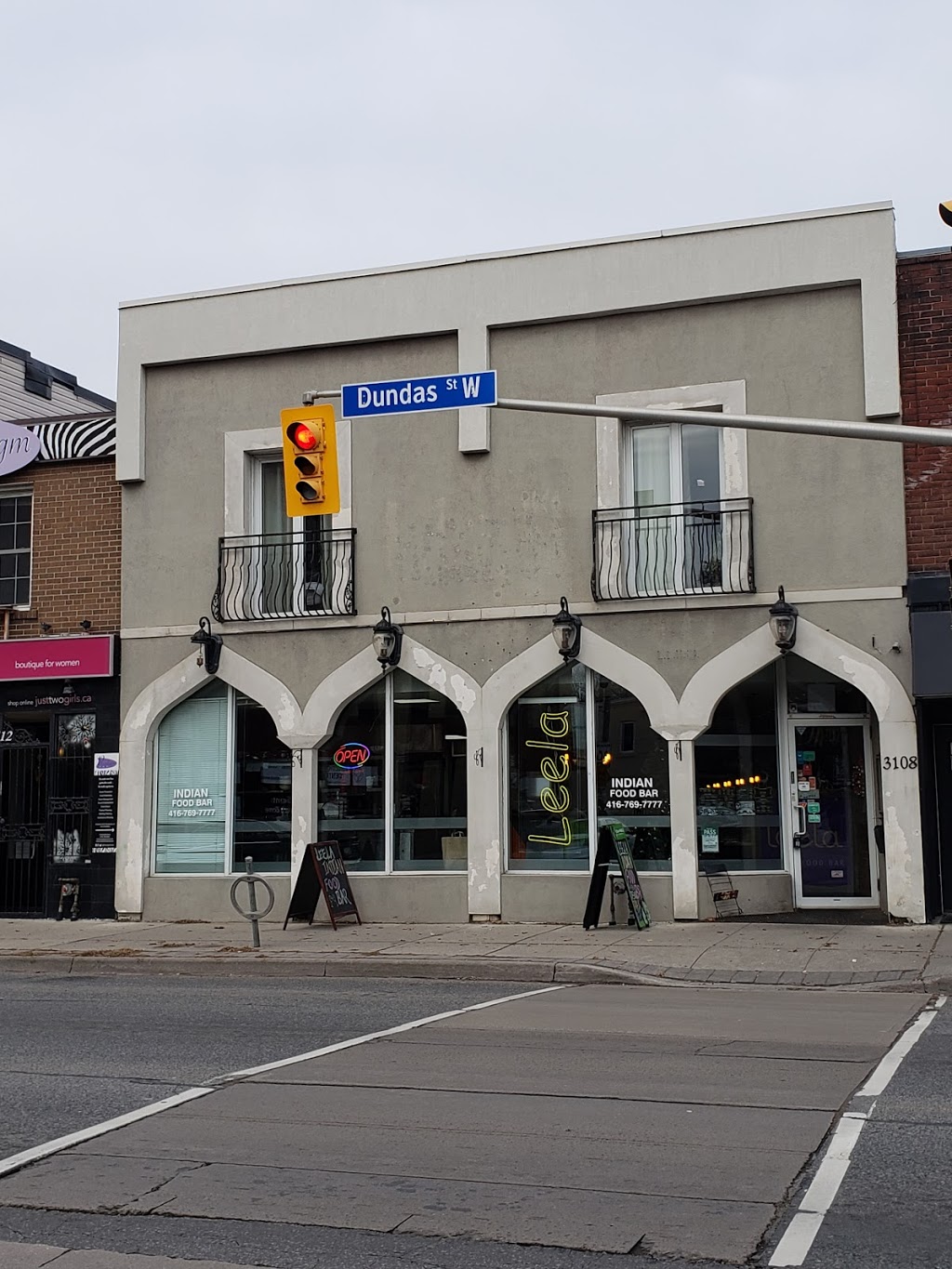 Leela Indian Food Bar | 3108 Dundas St W, Toronto, ON M6P 2A1, Canada | Phone: (416) 769-7777