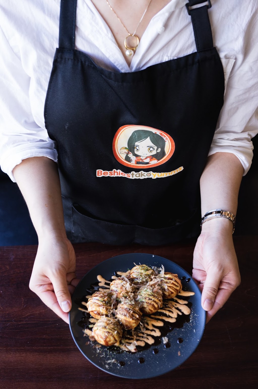 Beshiestakoyumms | 1437 Arlington St, Winnipeg, MB R3H 0K6, Canada | Phone: (204) 691-8888