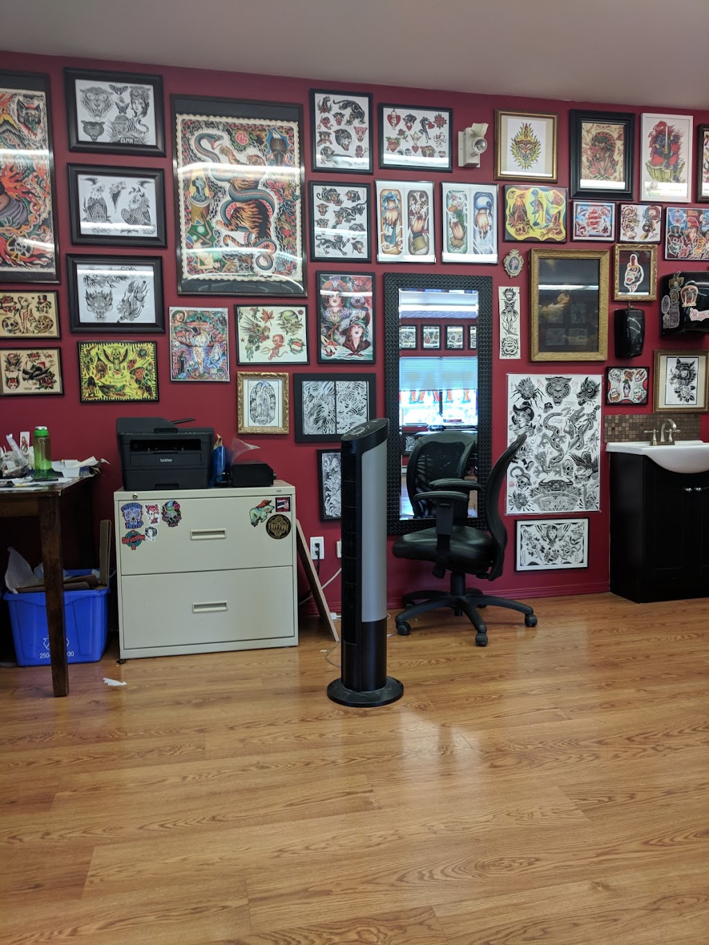 Goldstream Tattoo Parlour | 797 Goldstream Ave, Victoria, BC V9B 2X5, Canada | Phone: (250) 590-4777