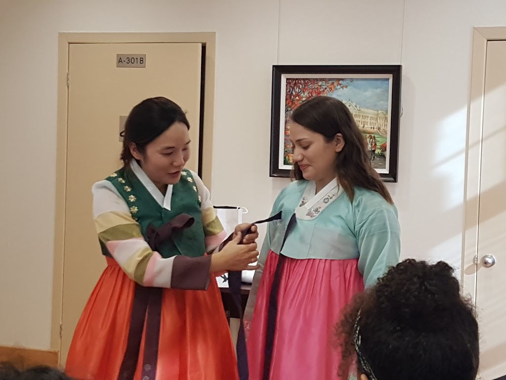 The Korean Language School of Greater Montreal | 4873 Av. Westmount, Westmount, QC H3Y 1Y1, Canada | Phone: (514) 695-6012