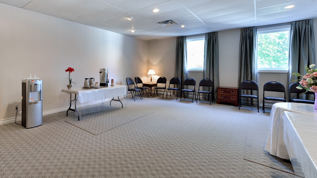 Thomas Funeral Home | 244 Victoria St E, Alliston, ON L9R 1K4, Canada | Phone: (705) 435-5101