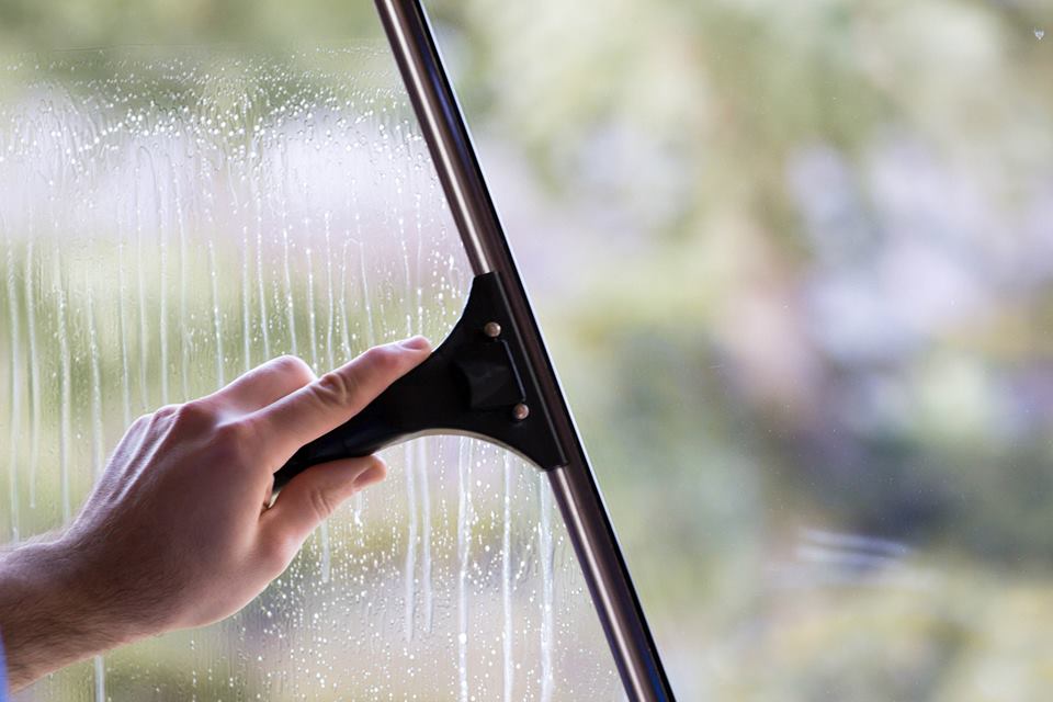 Eisses Windows | 62 Chaparral Ridge Rise SE, Calgary, AB T2X 3Y1, Canada | Phone: (403) 801-7981
