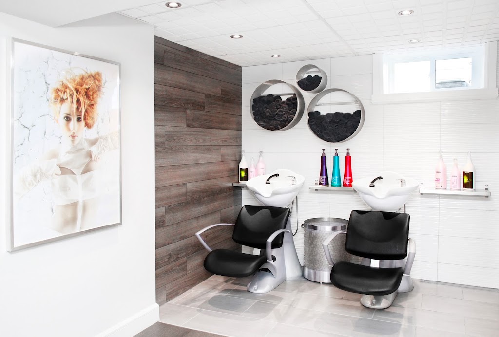 Trionyx Coiffure Inc | 11 Boul Constable, McMasterville, QC J3G 1M8, Canada | Phone: (450) 467-8481