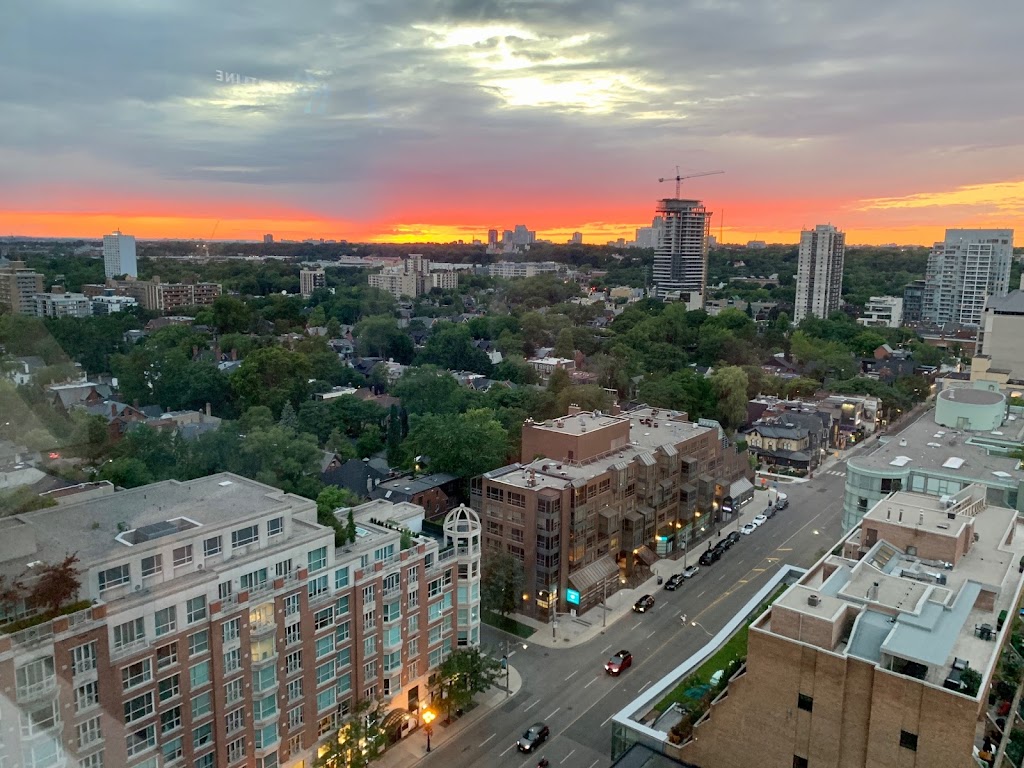 Avalon Suites Yorkville | 155 Yorkville Ave, Toronto, ON M5R 1C4, Canada | Phone: (416) 731-1372