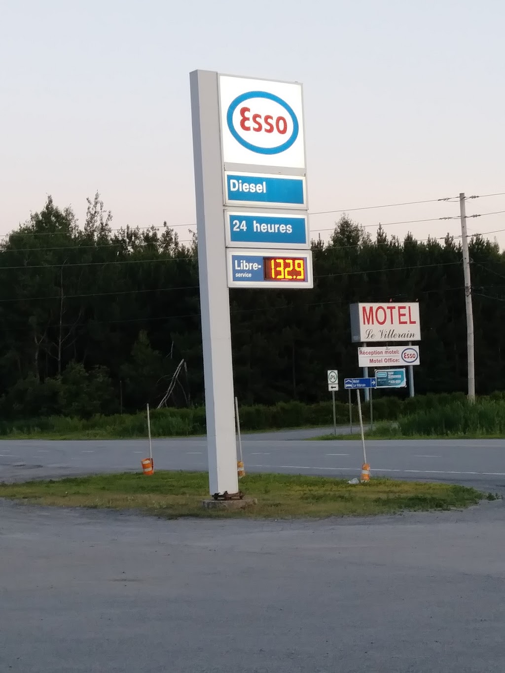 Esso | 291 QC-265, Villeroy, QC G0S 3K0, Canada | Phone: (819) 385-4716