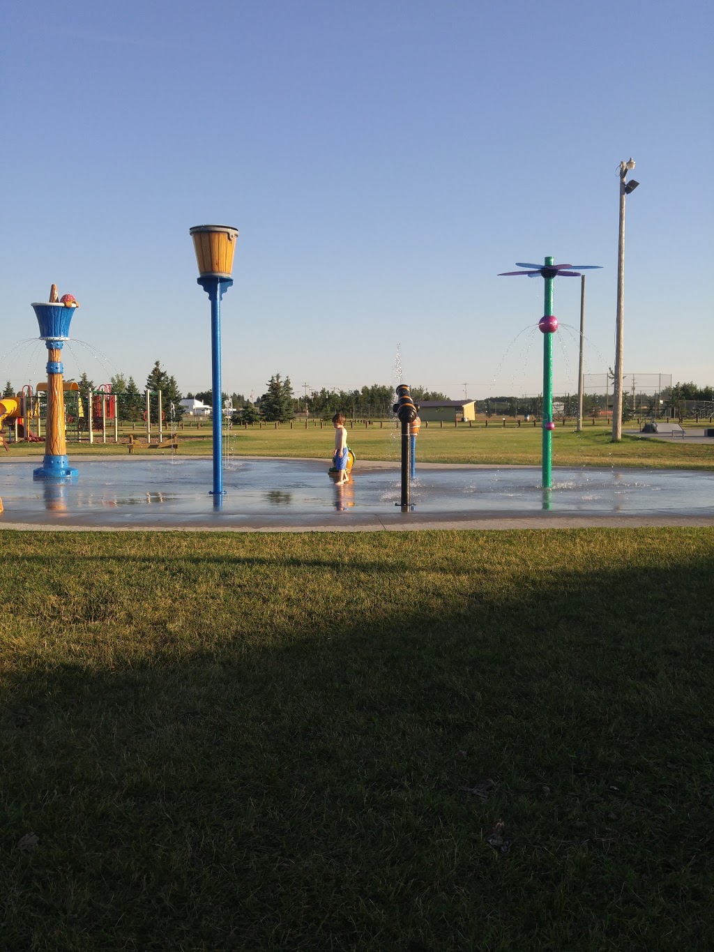 Tofield Spray Park | 4728 55 Ave, Tofield, AB T0B 4J0, Canada | Phone: (780) 662-3269