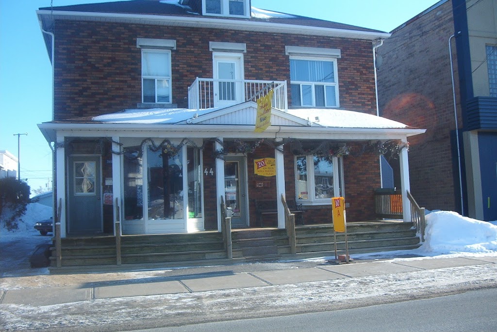 Boutique Du Havre Senc | 344 Bd du Havre, Salaberry-de-Valleyfield, QC J6S 1S6, Canada | Phone: (450) 377-0614