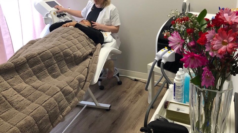 Glamorous Aesthetics & Laser Centre | 117-1100 Concordia Ave, Winnipeg, MB R2K 4B8, Canada | Phone: (204) 813-7012