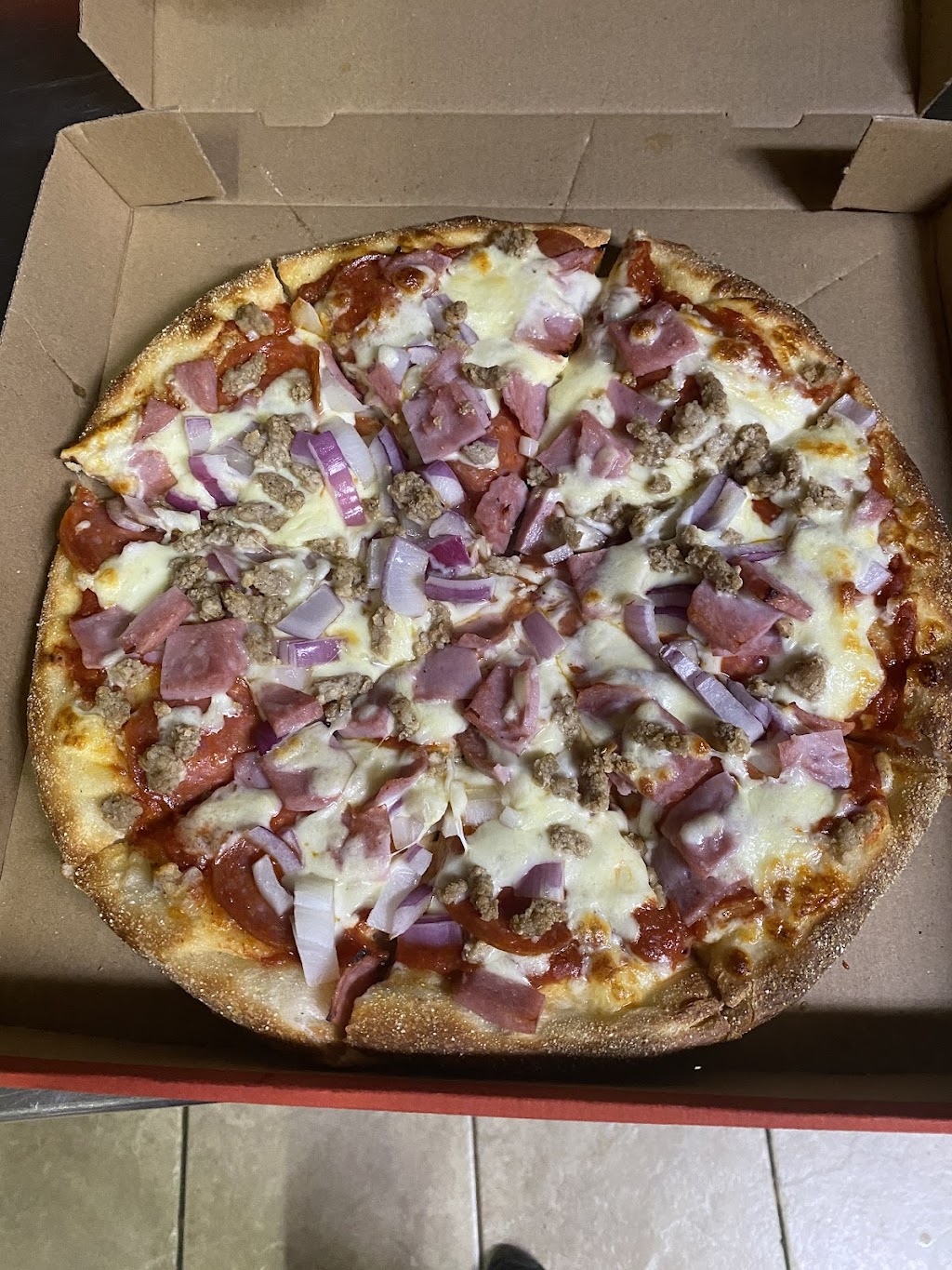 Square Boy Pizza | 91 Bridge St S, Hastings, ON K0L 1Y0, Canada | Phone: (705) 696-2411