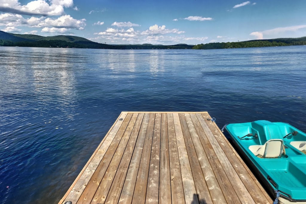 Chalet Globetrotter | 3459 chemin Bishop, Chemin du Lac Sept Îles, Saint-Raymond, QC G3L 2S3, Canada | Phone: (418) 933-8601