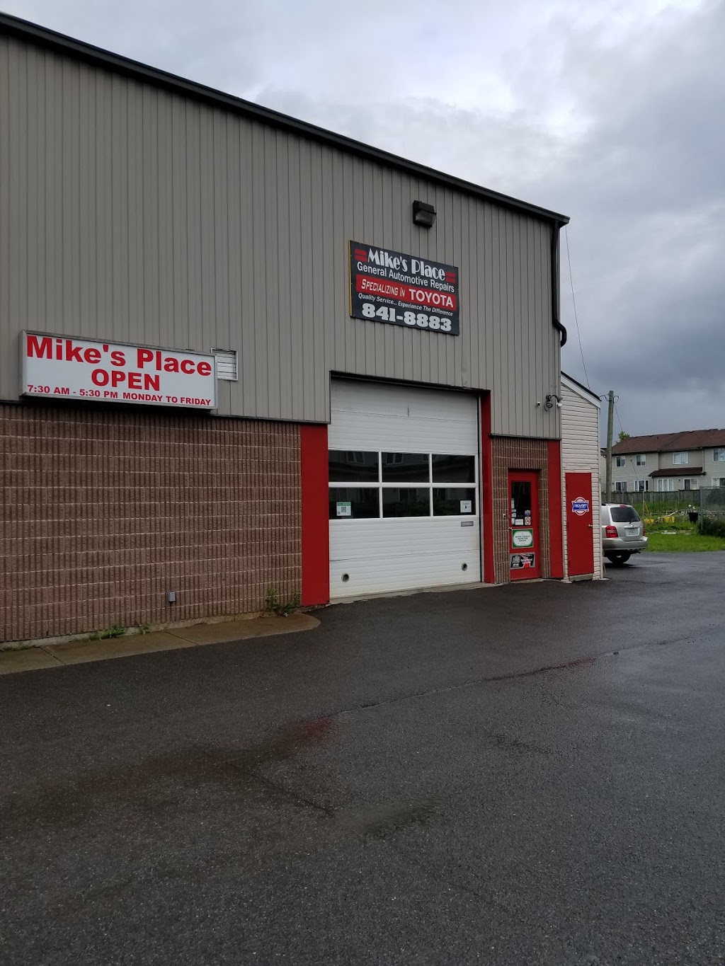 Mikes Place | 1970 Trim Rd, Orléans, ON K4A 3P8, Canada | Phone: (613) 841-8883