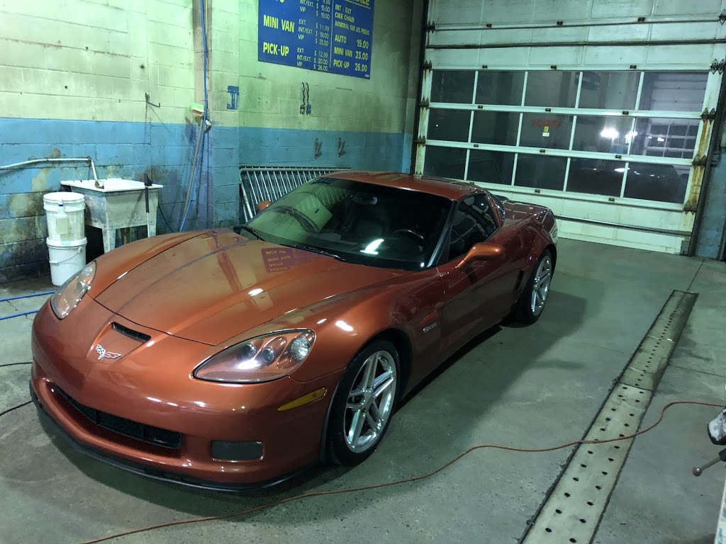 Lave Auto 1Loti carwash | 8969 Rue Airlie, LaSalle, QC H8R 2A2, Canada | Phone: (514) 365-6178