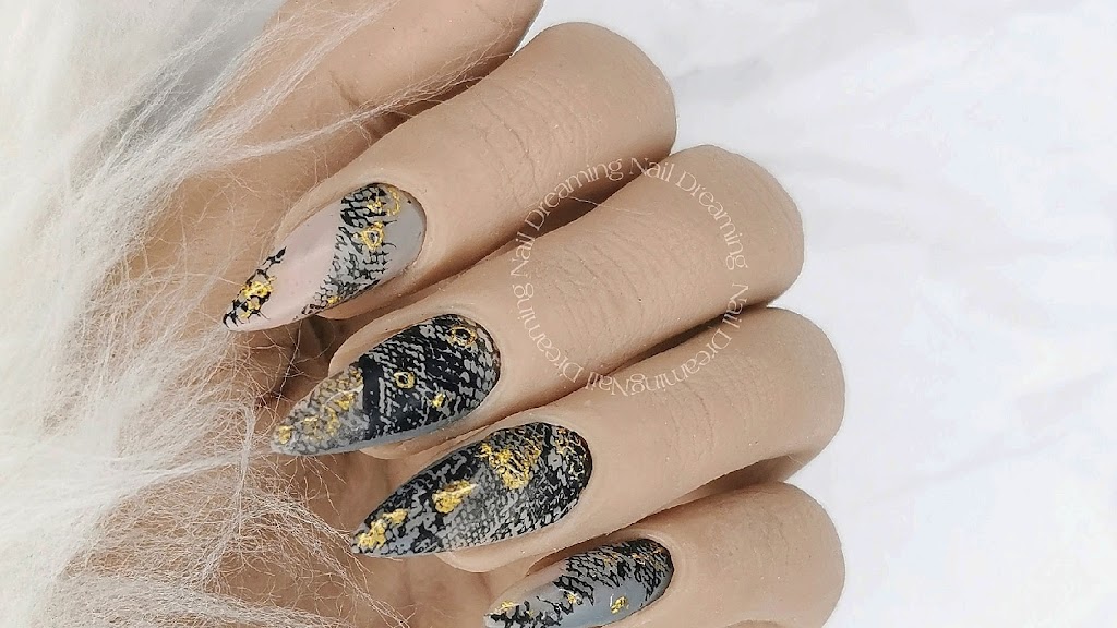 Bambii Beauty Carstairs | 201 9 Ave S, Carstairs, AB T0M 0N0, Canada | Phone: (403) 337-8600