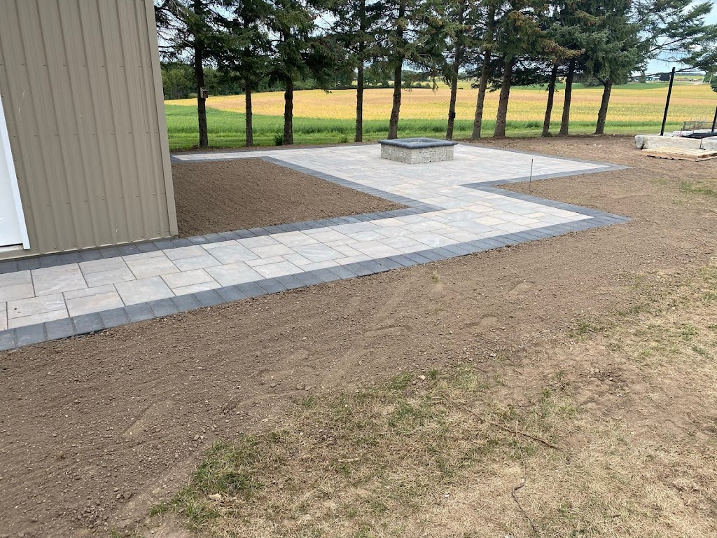 Mint Construction Projects | 14 Dundas St W, Paris, ON N3L 1E8, Canada | Phone: (226) 938-7891