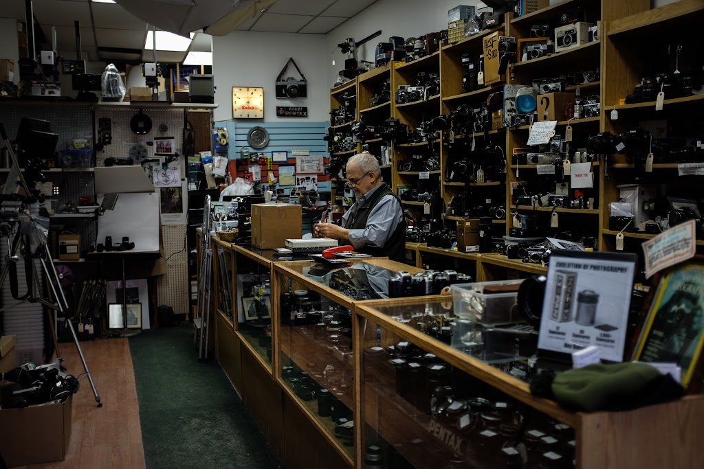 Camera Trading Company | 2896 Rideau Ferry Rd Unit 203, Perth, ON K7H 3C7, Canada | Phone: (613) 231-4770