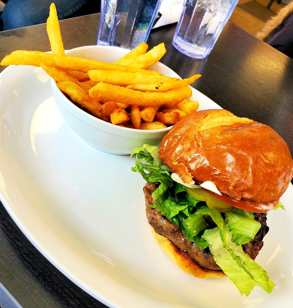 Sams Restaurant | 1883 Ness Ave, Winnipeg, MB R3J 0Y8, Canada | Phone: (204) 421-0099