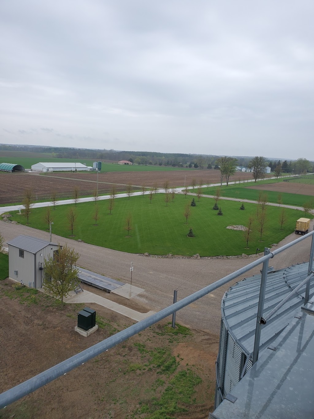 Crooked Creek Acres | 1584 Melwood Dr, Strathroy, ON N7G 3H5, Canada | Phone: (519) 247-3530