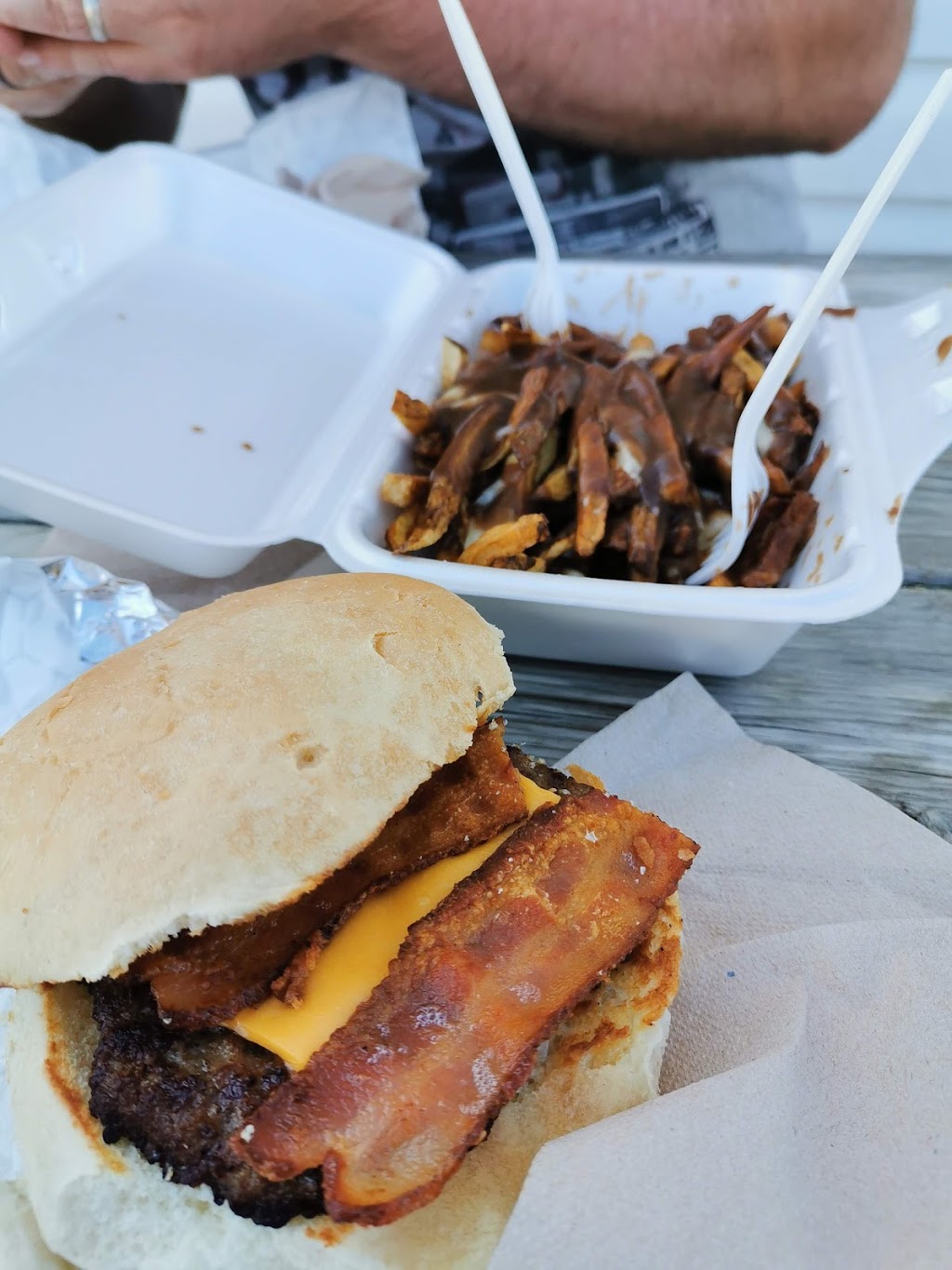 Twisted Sisters | 1st street #11, Chamberlain, SK S0G 0R0, Canada | Phone: (306) 638-3040