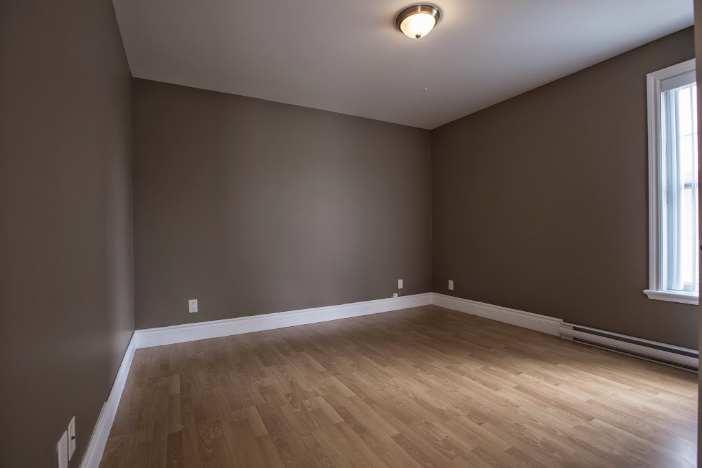 Les Triplex - Appartements locatifs à Duberger | Rue des Géraniums, Québec, QC G1M 0C1, Canada | Phone: (418) 564-3191