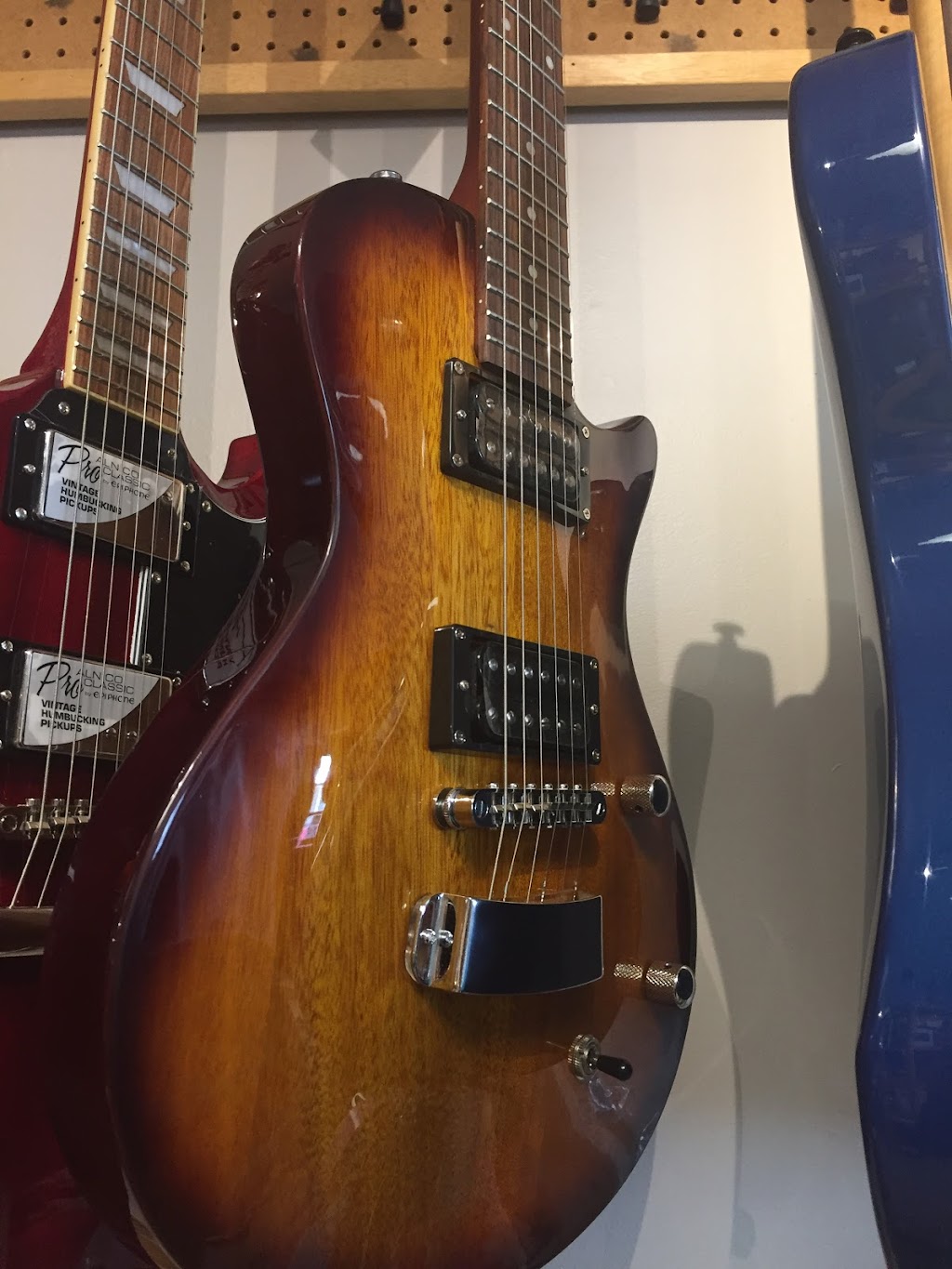 Rideau River Music | 11 Main St W, Smiths Falls, ON K7A 1M4, Canada | Phone: (613) 283-1410