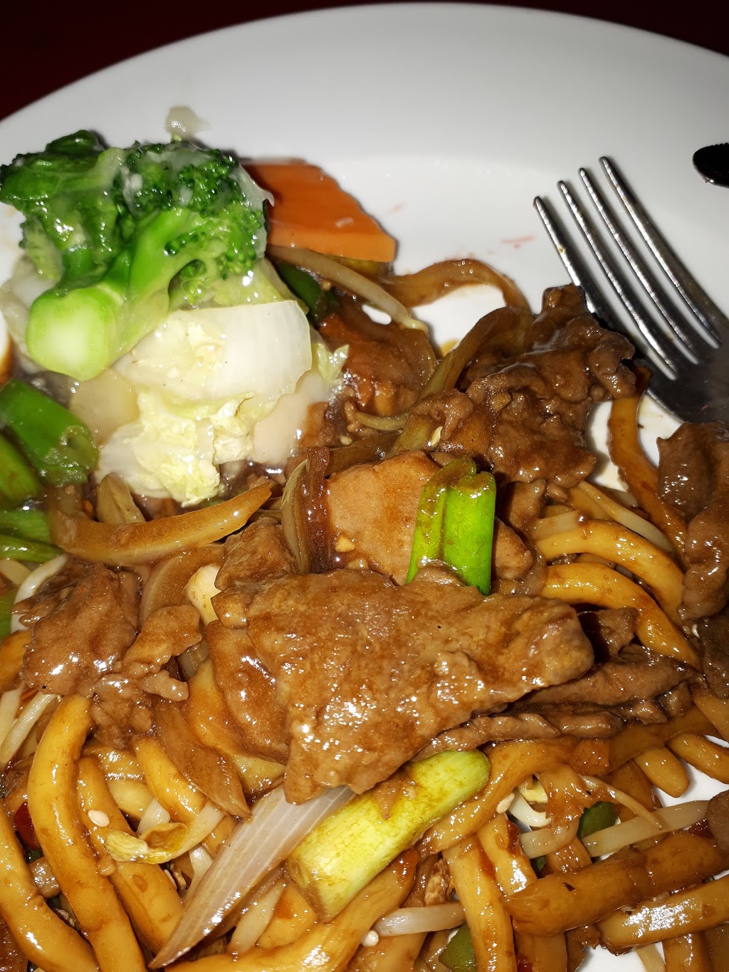 Restaurant Le Palais Impérial | 120 Rue du Barry, Kirkland, QC H9H 4P8, Canada | Phone: (514) 500-3903