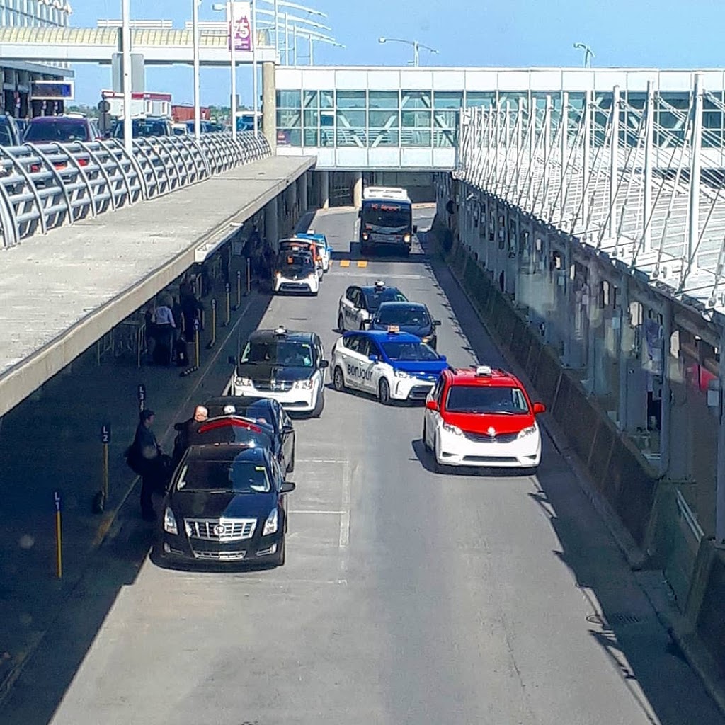 Taxi Bookit | 5900 Boulevard Marie-Victorin, Brossard, QC J4W 1A2, Canada | Phone: (514) 444-8080