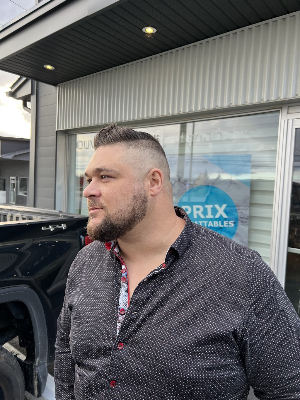 Coiffure LHomme qui a vu lours | 1679 Rue Sherbrooke, Magog, QC J1X 2T5, Canada | Phone: (819) 674-3617