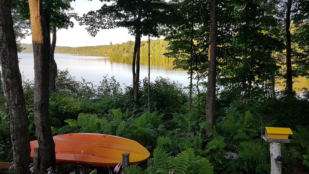 Camping Le Relais Lac-aux-Sables | 1000 Route de la Traverse, Lac-aux-Sables, QC G0X 1M0, Canada | Phone: (418) 336-3376