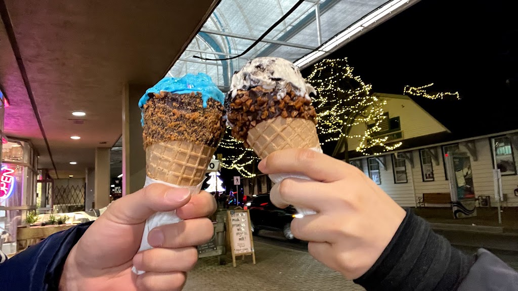 Marble Slab Creamery Whiterock | 14967 Marine Dr, White Rock, BC V4B 1C3, Canada | Phone: (604) 531-6491