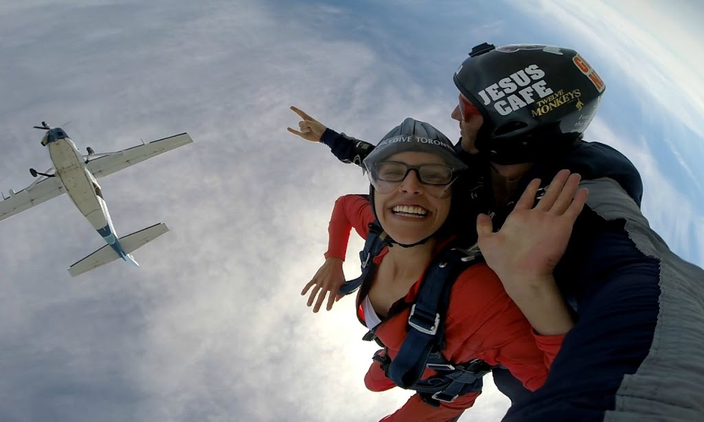 Skydive Toronto Inc | 3065 4th Line, Cookstown, ON L0L 1L0, Canada | Phone: (800) 668-5867