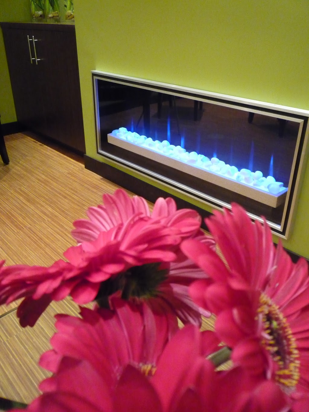 Dr. Moe Tabesh | 496 Discovery Ave #501, Kingston, ON K7K 7E9, Canada | Phone: (613) 546-3456