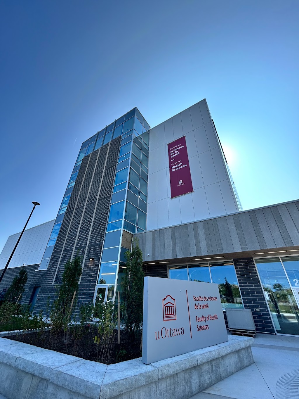 200 Lees, Faculty of Health Sciences FHS | 200 Lees Ave Building FHS, Ottawa, ON K1S 5S9, Canada | Phone: (613) 562-5700