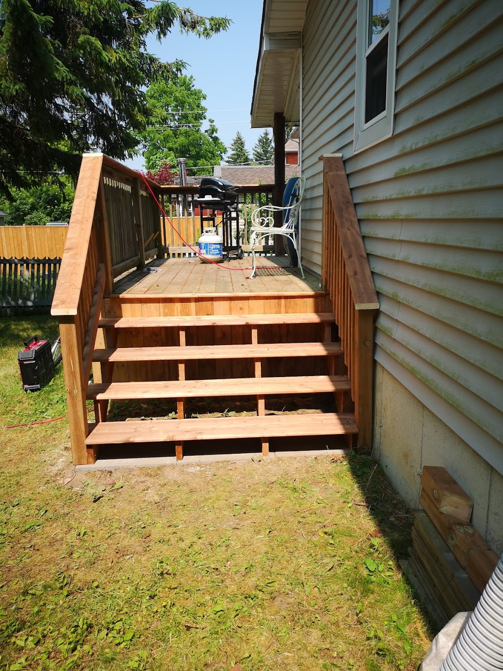 Spot On Handyman Services | 53 Jackson Ct, Tillsonburg, ON N4G 5R4, Canada | Phone: (289) 221-2402