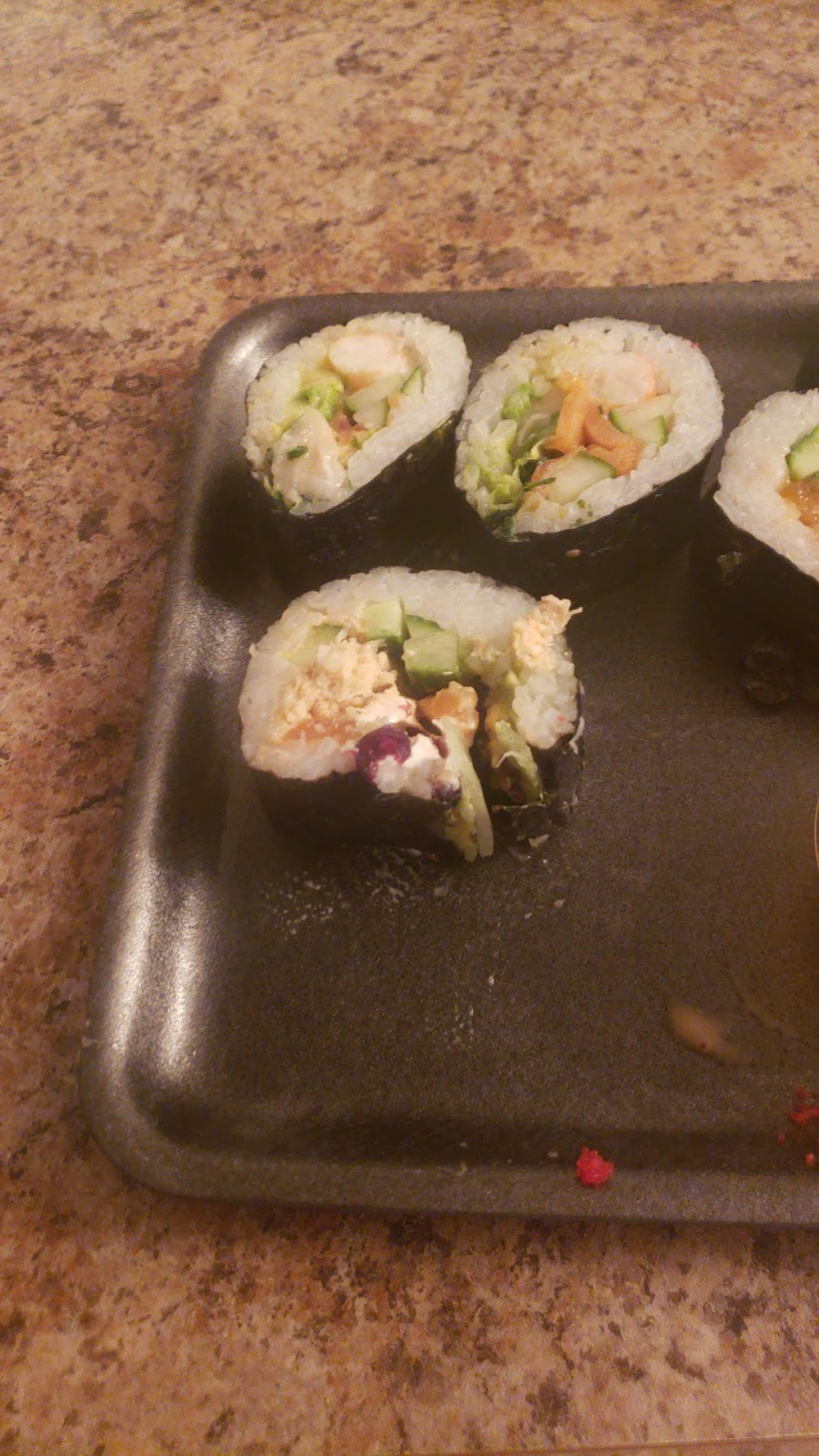 Sushi Marché DOrient | 340 Rue Seigneuriale, Québec, QC G1C 3P9, Canada | Phone: (418) 660-4884