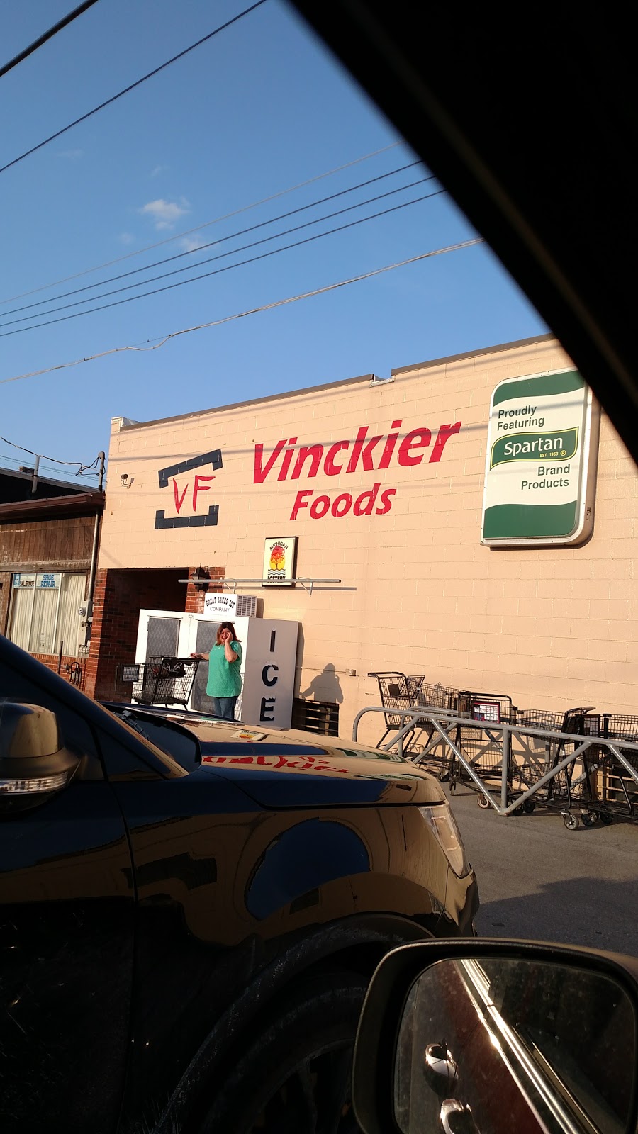 Vinckier Foods | 115 S Main St, Yale, MI 48097, USA | Phone: (810) 387-2132