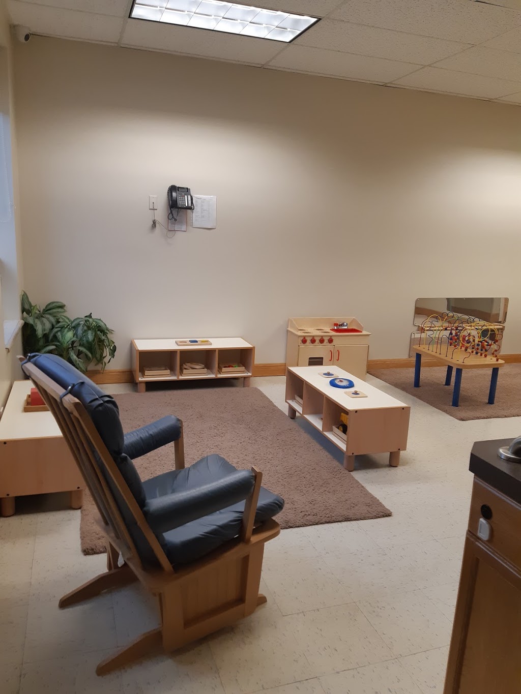 The Childrens House Montessori - Windsor | 2611 Labelle St, Windsor, ON N9E 4G4, Canada | Phone: (519) 969-5278